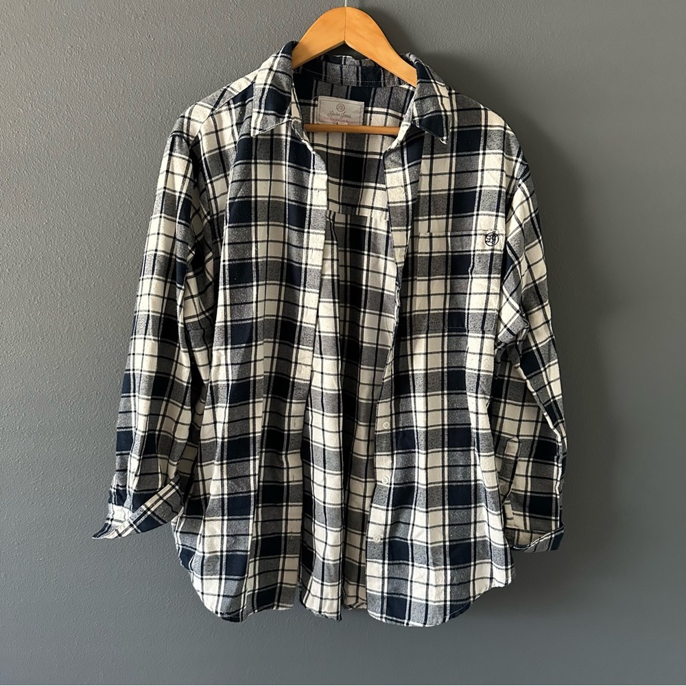 Woman’s Blue and White Plaid Shirt